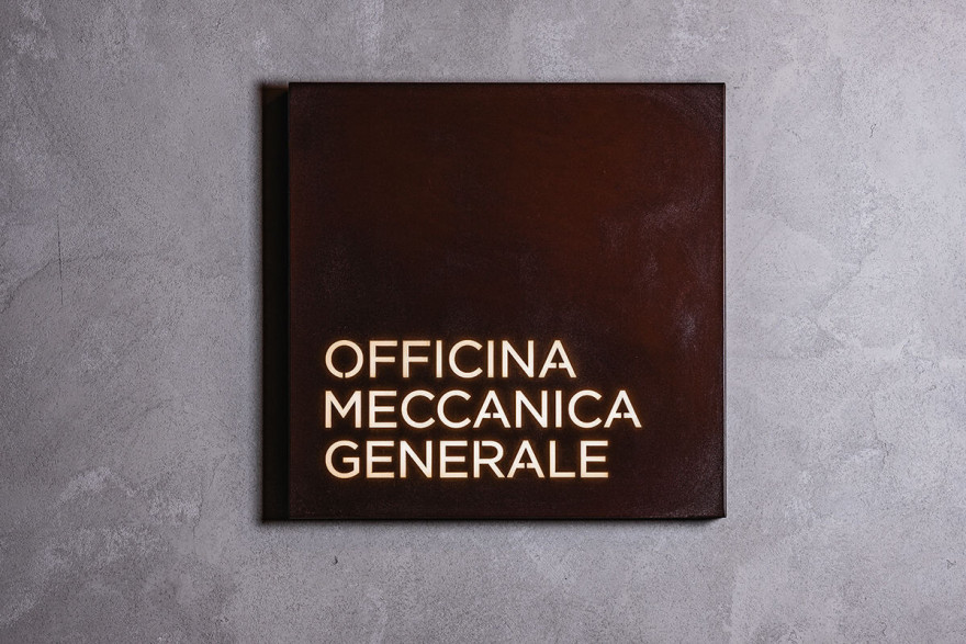 意大利巴伊港口的工业风酒吧设计-14