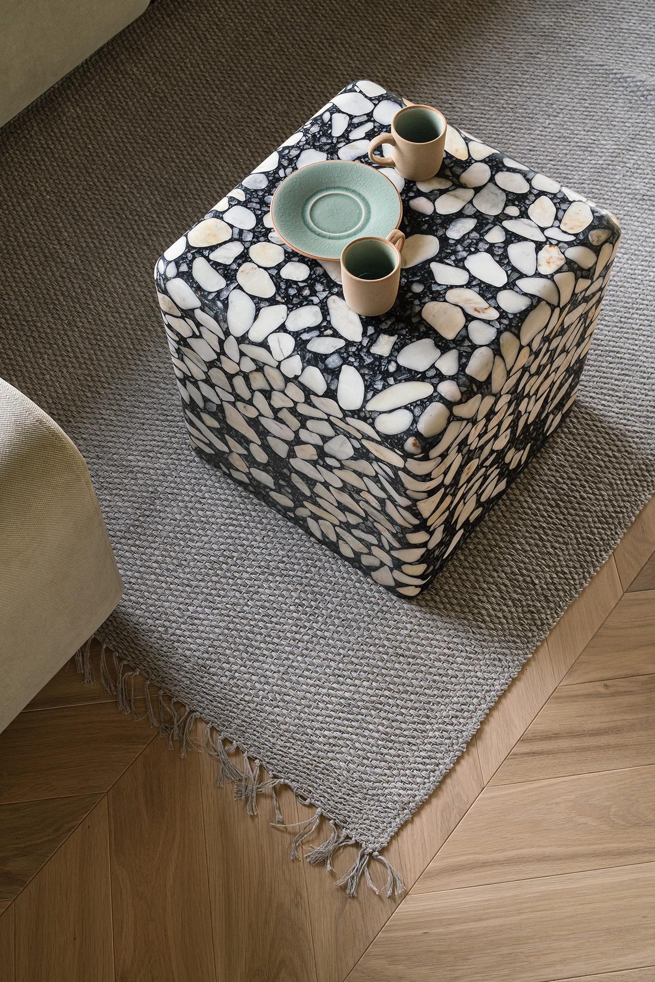 创意无限!俄罗斯 Lick My Brick 精美 Terrazzo 设计-3