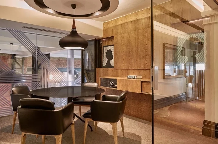 南非开普敦 Speakers Corner 历史建筑修缮保护的联合办公设计-8