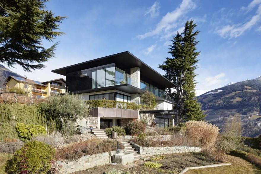 意式别墅"黑洞"-6