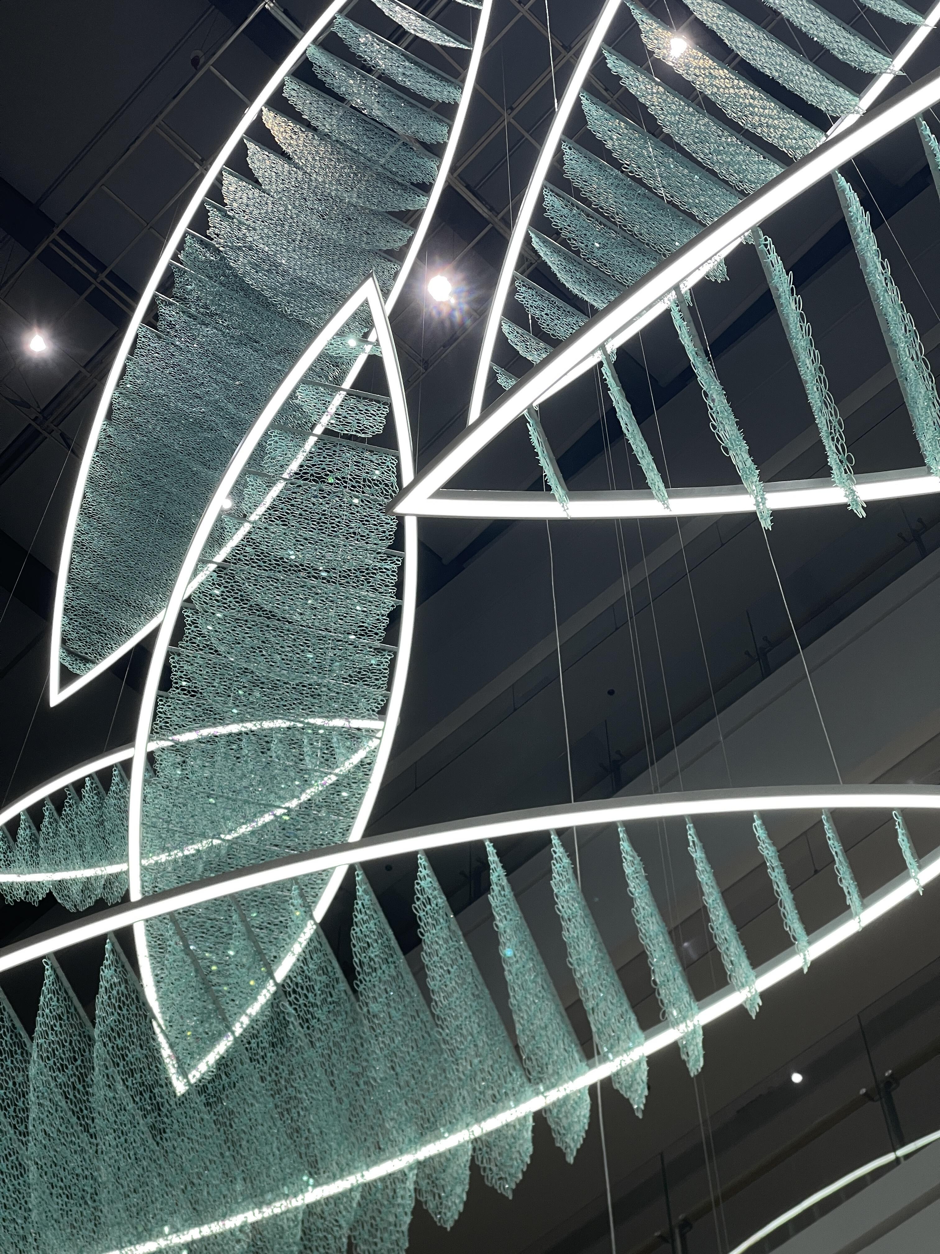 我用30萬根扎帶制作了一个艺术装置，撒出一片汪洋-13