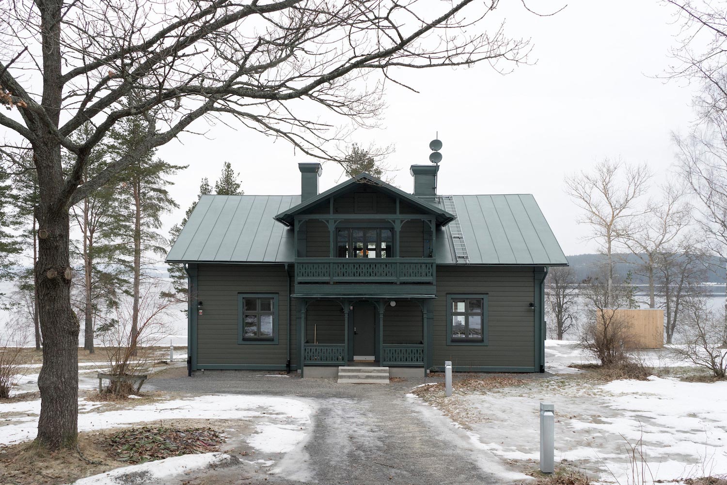Villa located right by the sea in Härnösand with a interior that reflects calmness and no use of the colour white   CAANdesign  Architecture and home design blog-13