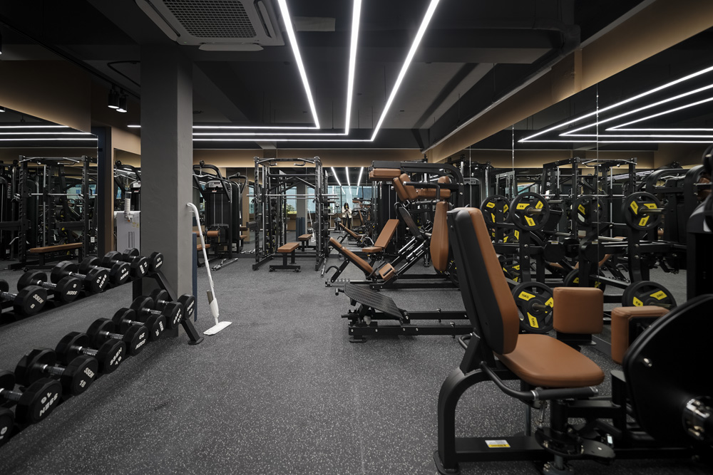 高级黑 | 38 平米迷你公寓的华丽转身-3