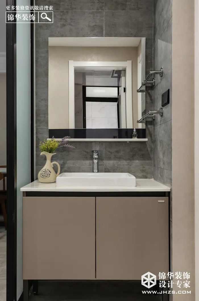 小卫生间，大设计 | 实用与美观兼具的卫生间装修秘籍-25