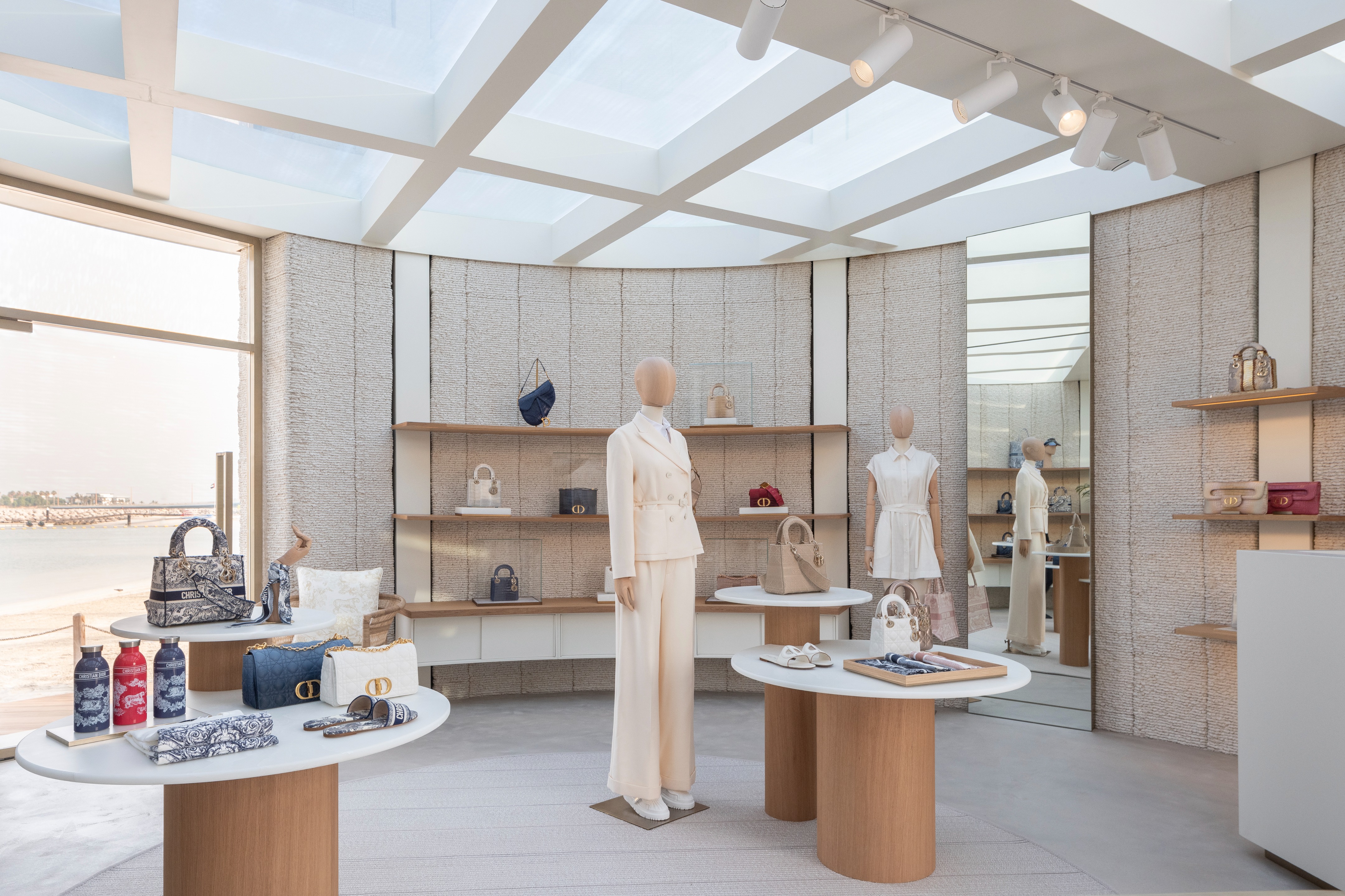 迪拜 Dior 快闪店丨阿联酋迪拜丨WASP-14