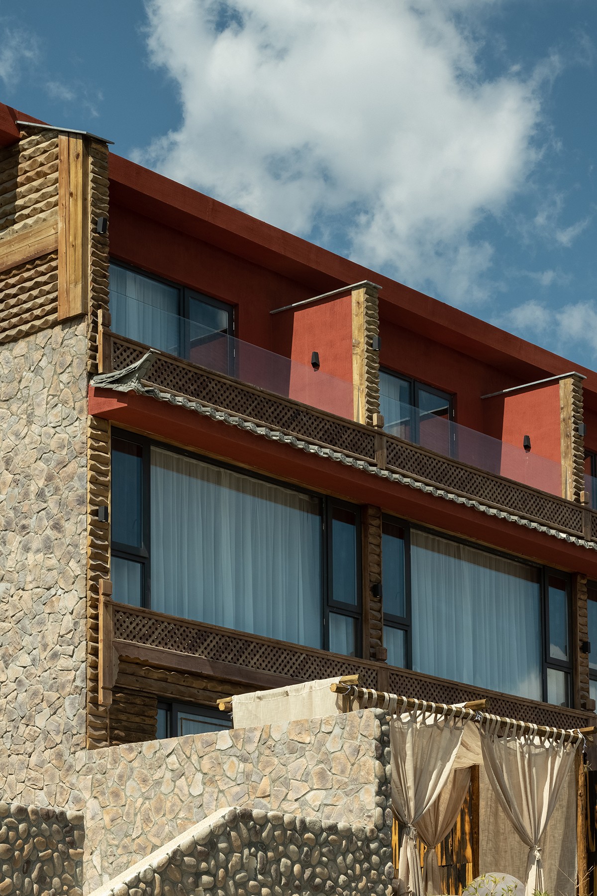 泸沽湖安下山与度假酒店丨中国丽江丨境壹空间设计-8