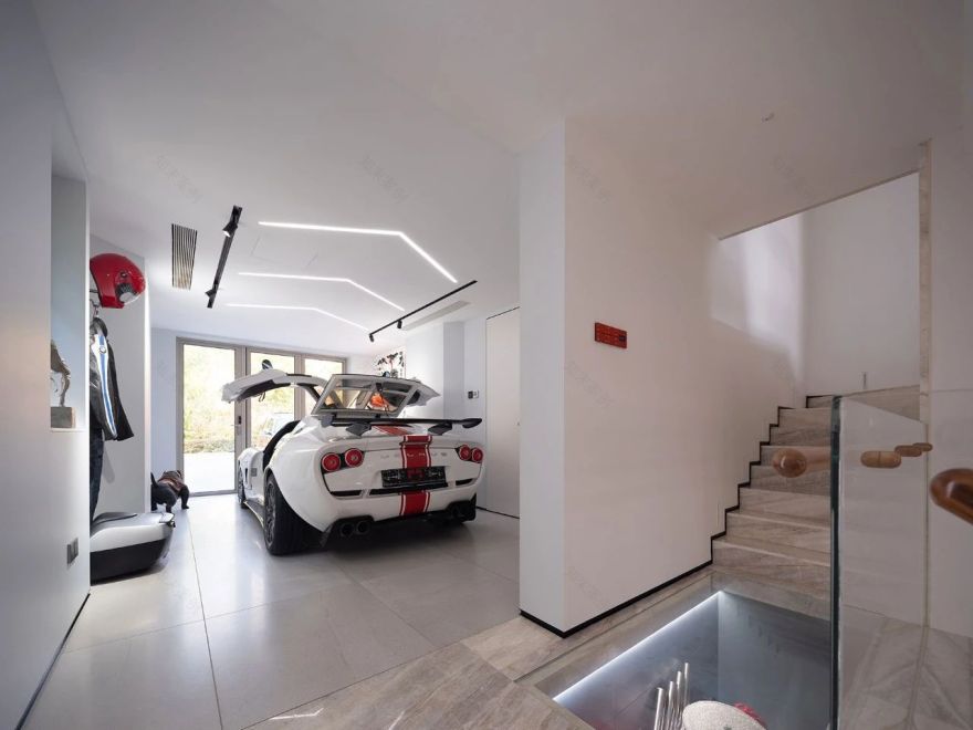 跑车也要住别墅·高定私人住宅空间设计丨中国河北丨易观设计事务所-1