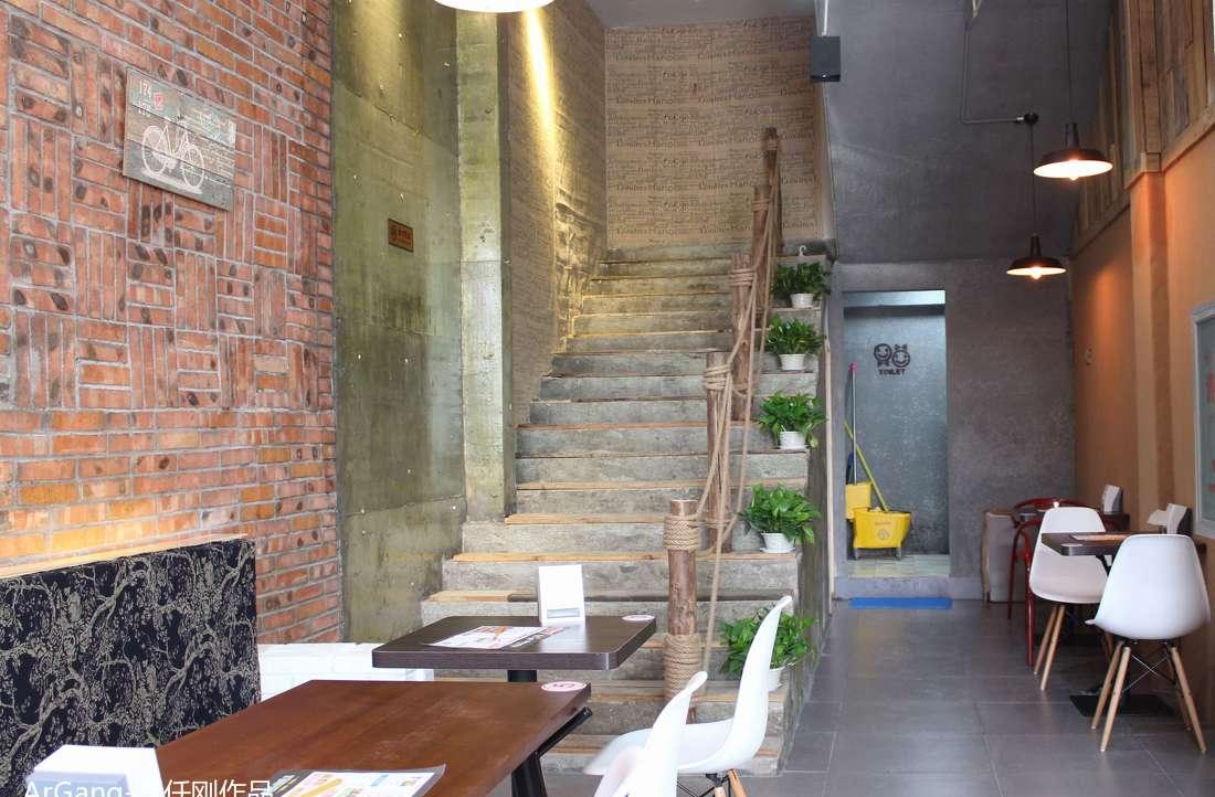 混搭时尚烤鱼店，麻绳编织的艺术空间-8