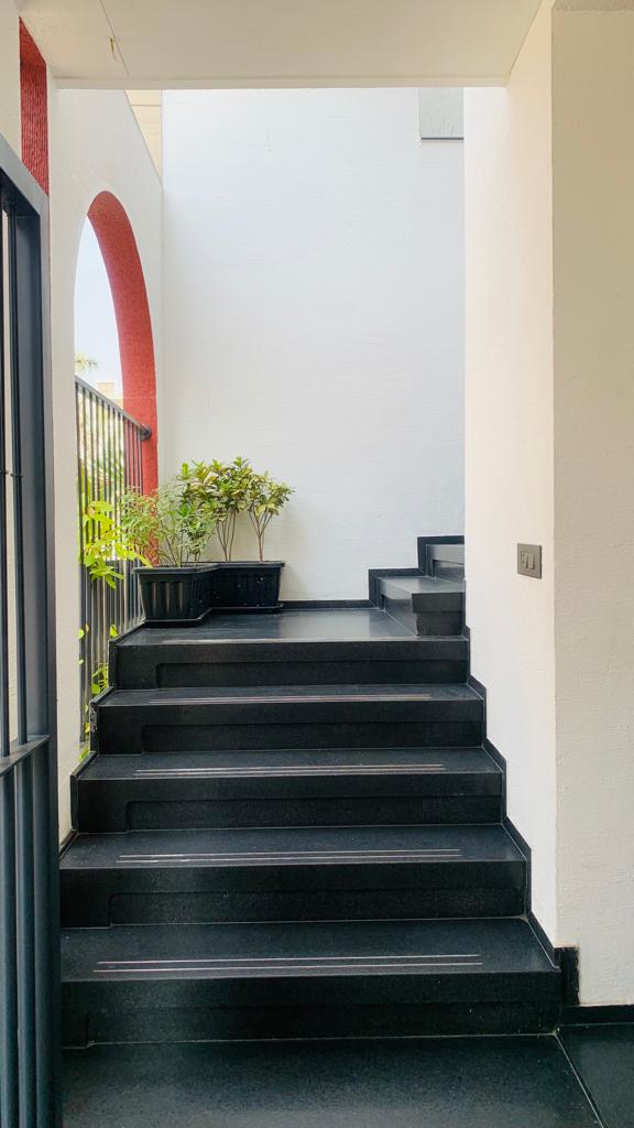 阿克尚克什·工作室 17-61