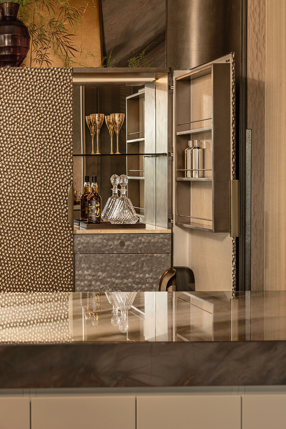 华发 · 珠海湾240平样板间丨中国珠海丨深圳市盘石室内设计有限公司-5