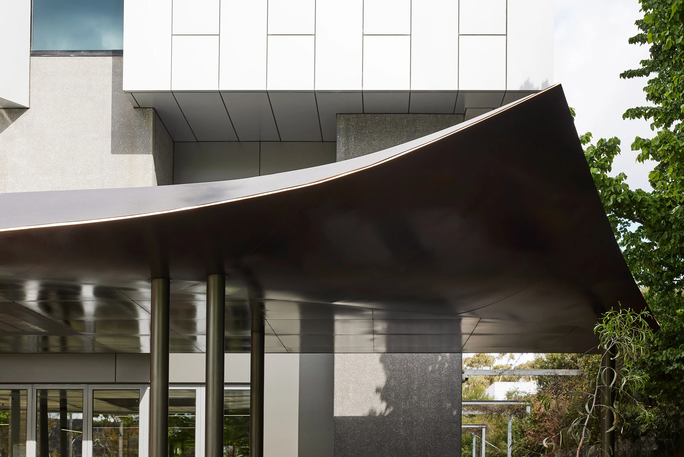 莫纳什大学药学馆丨澳大利亚墨尔本丨Splinter Society Architecture-7