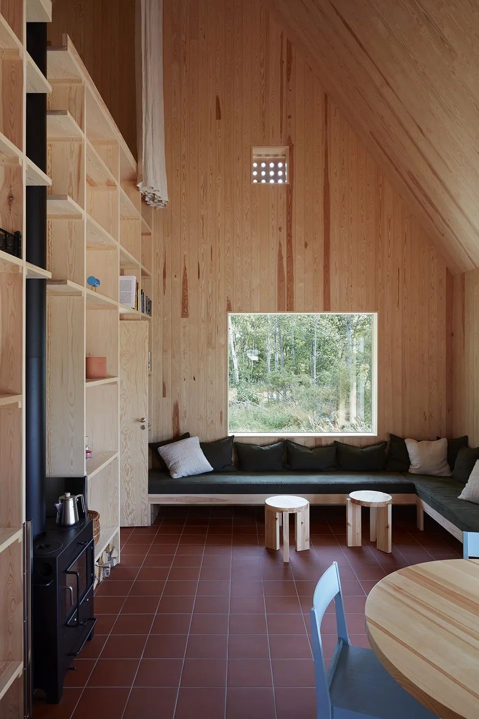 Hee住宅：7×7×7米的度假屋-51