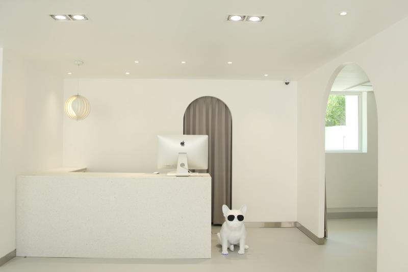 极简现代风，首尔 Enclave 服装店设计-10