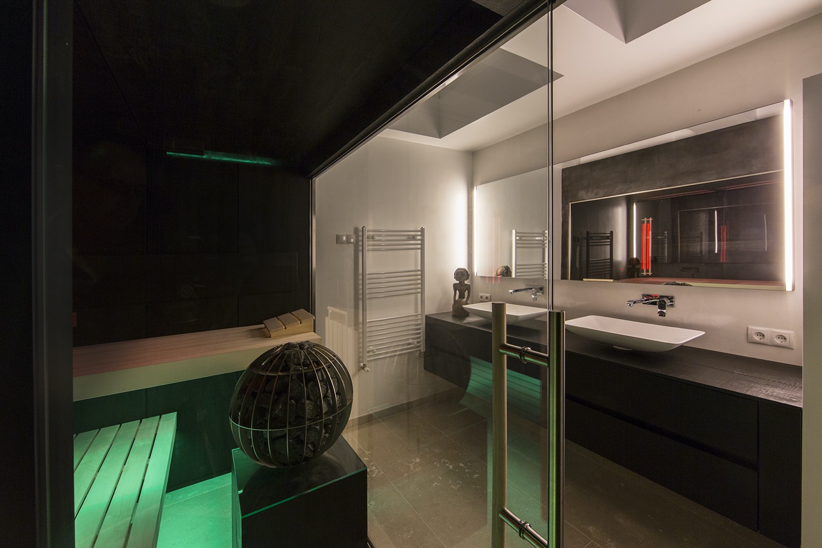 Complete wellness villa Heeze-4