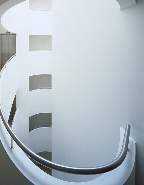 洛巴赫一号

注：这里Lohbach推测是一个地名，I在这种语境常表示一号第一等顺序含义，由于缺乏更多背景信息，仅做此翻译 丨奥地利丨Baumschlager Eberle Architekten-31