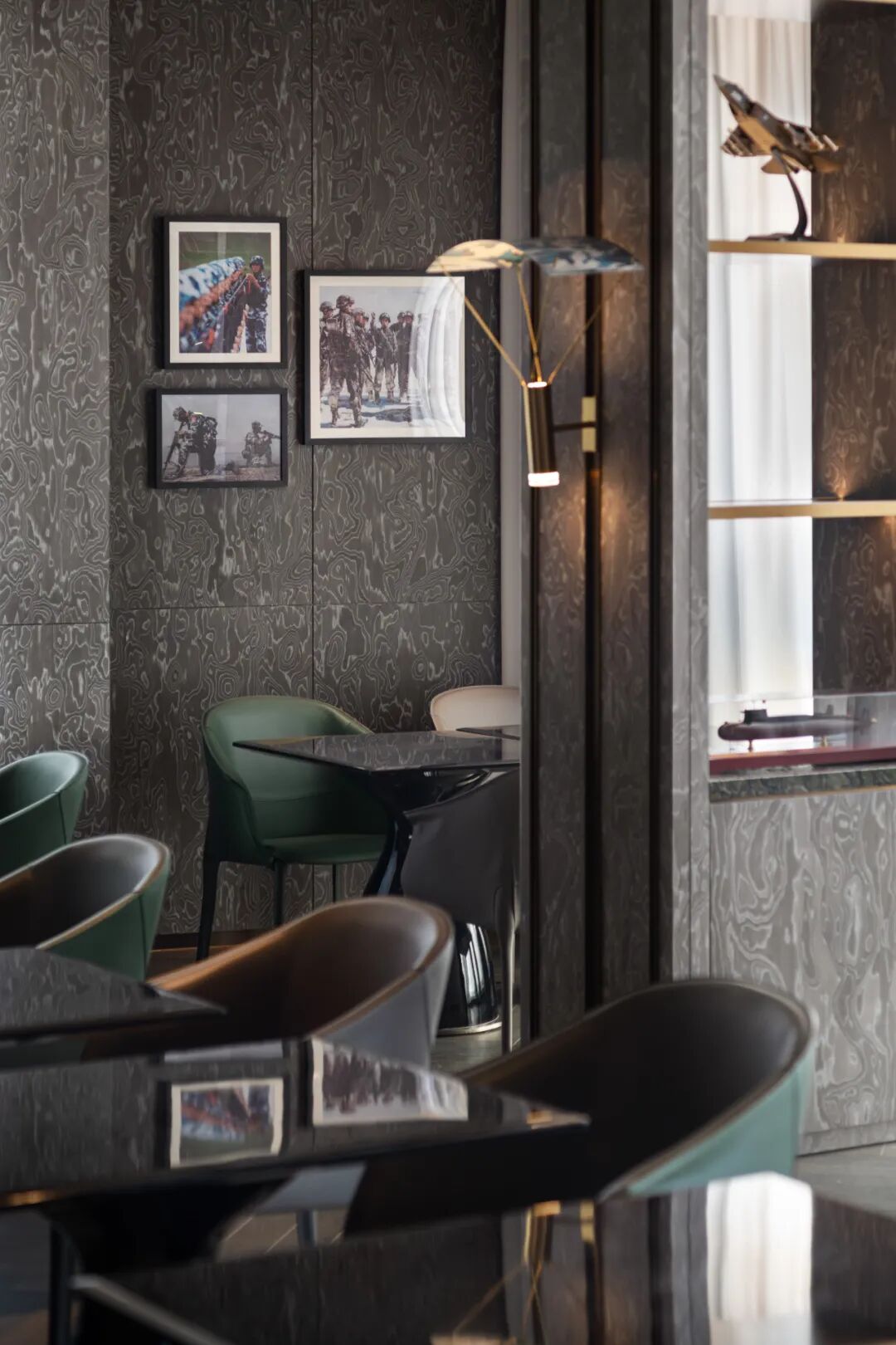 JDKJDesign｜北京·軍中綠花酒店：科技象徵美學與軍旅情懷的交融-41