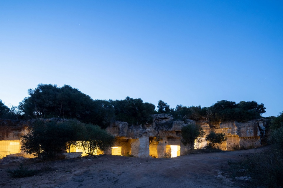 大地之屋 · 反向转译的洞穴住宅丨西班牙-54