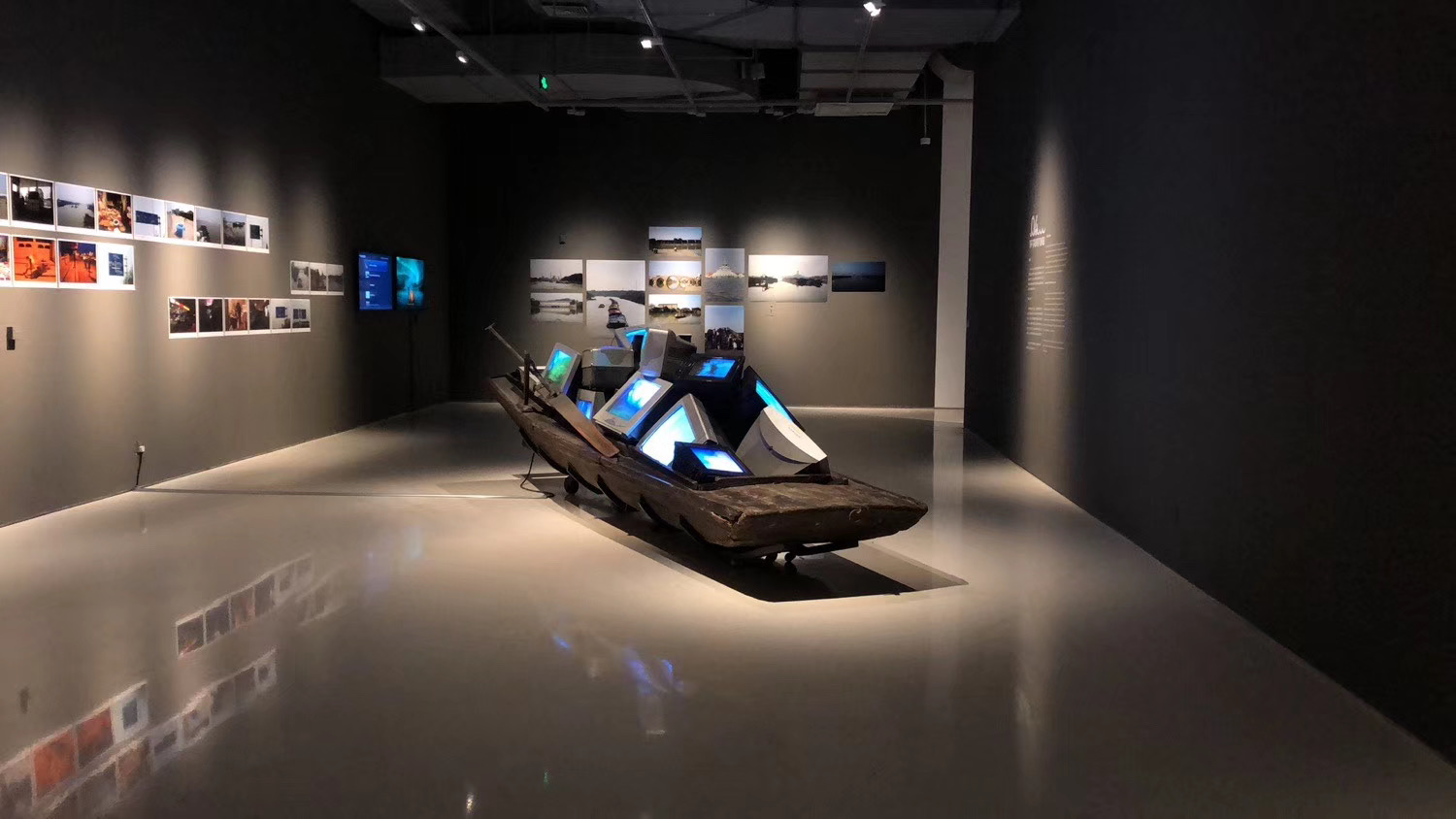 上海当代艺术展-1