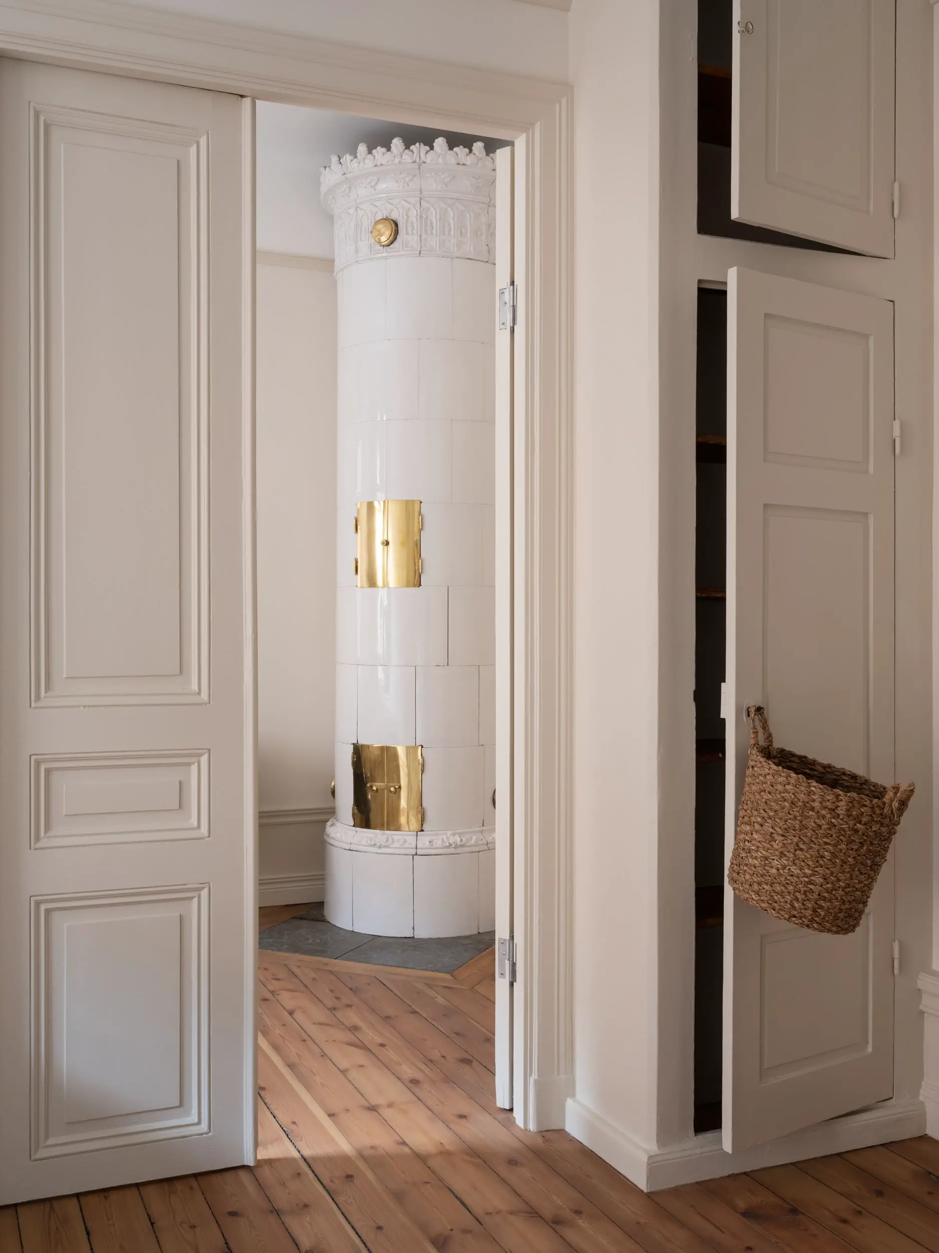 瑞典 53m2 粉色厨房公寓 | 温馨与复古的完美融合-10