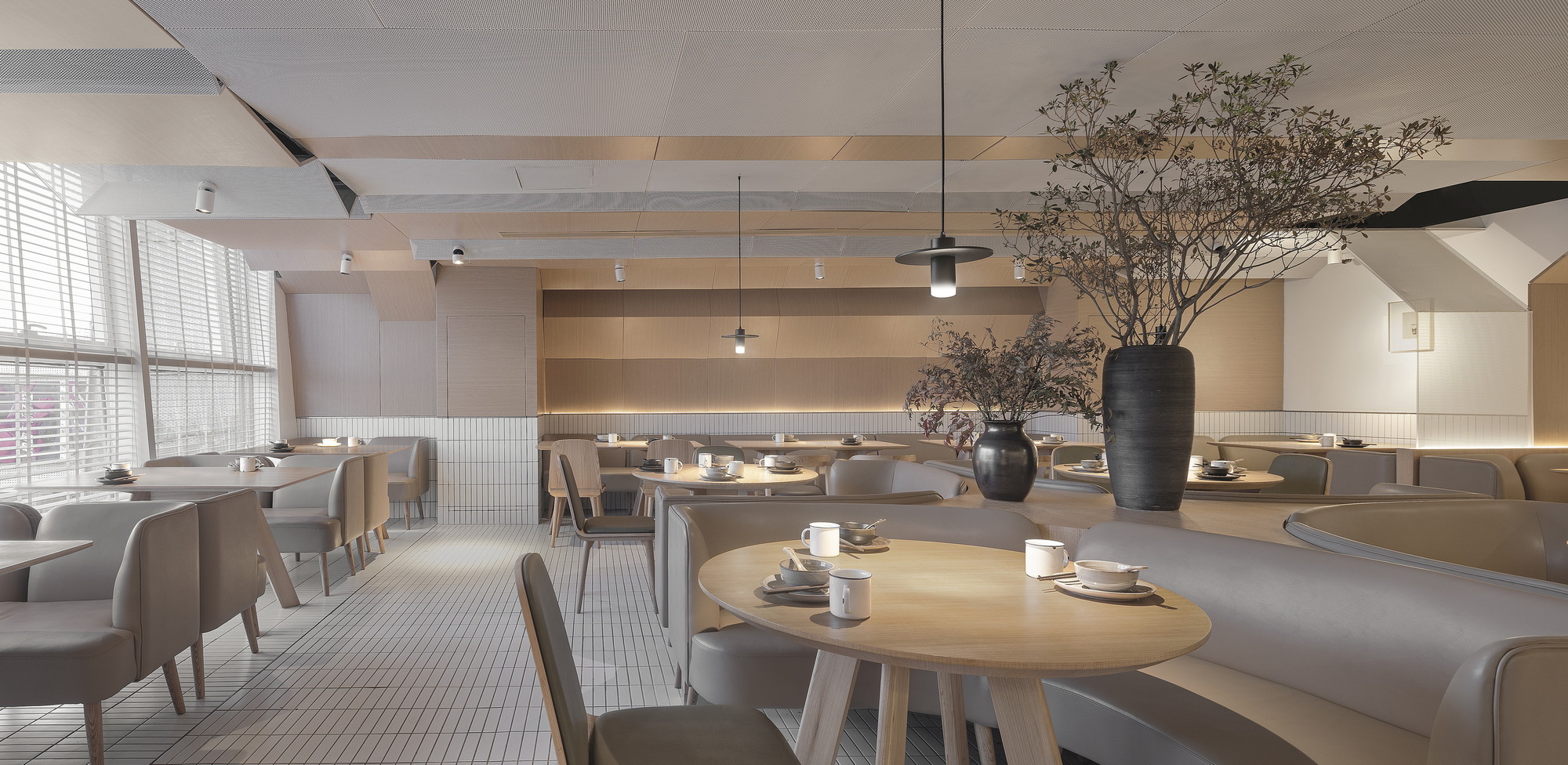 Goose Hut Home Bistro / Golucci Interior Architects-44