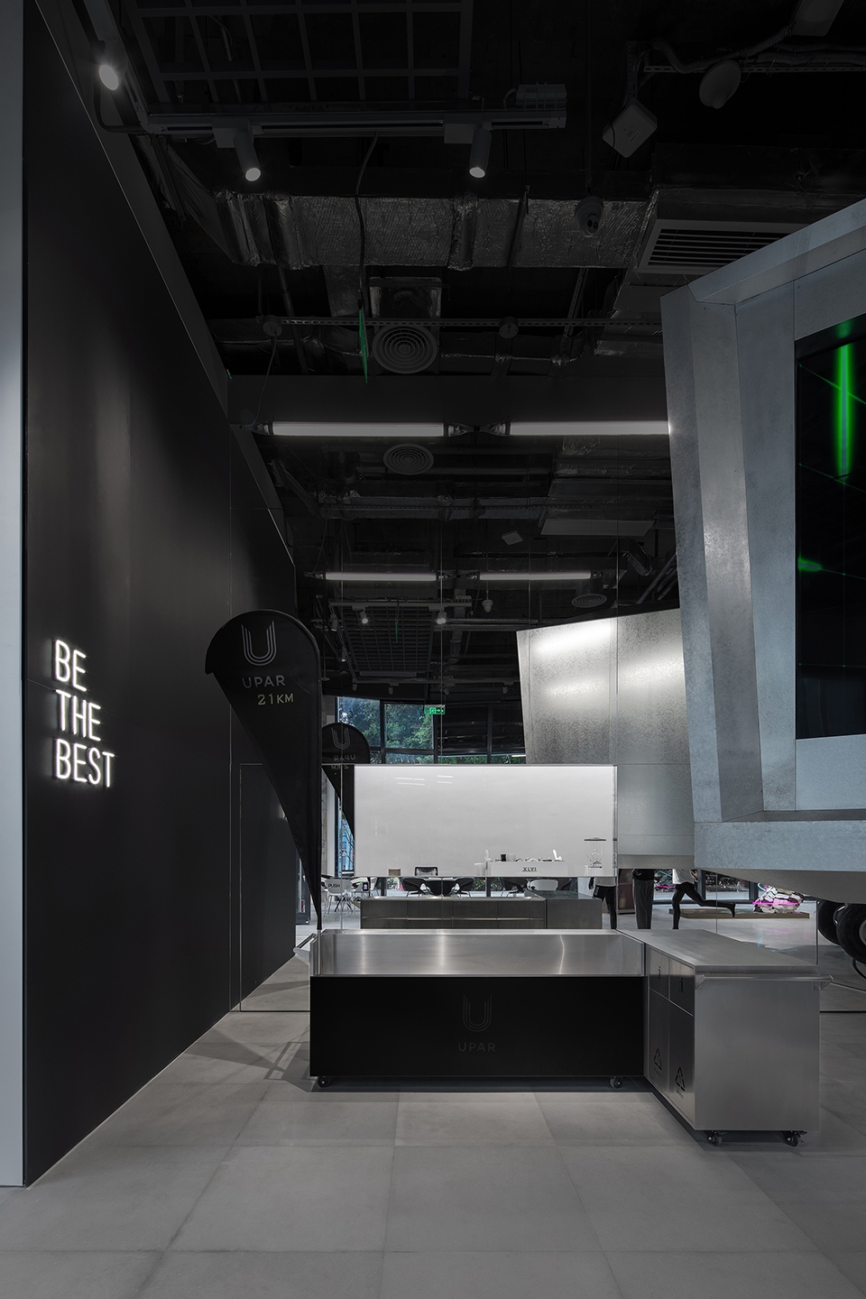 深圳万象天地UPAR旗舰店灯光设计-23