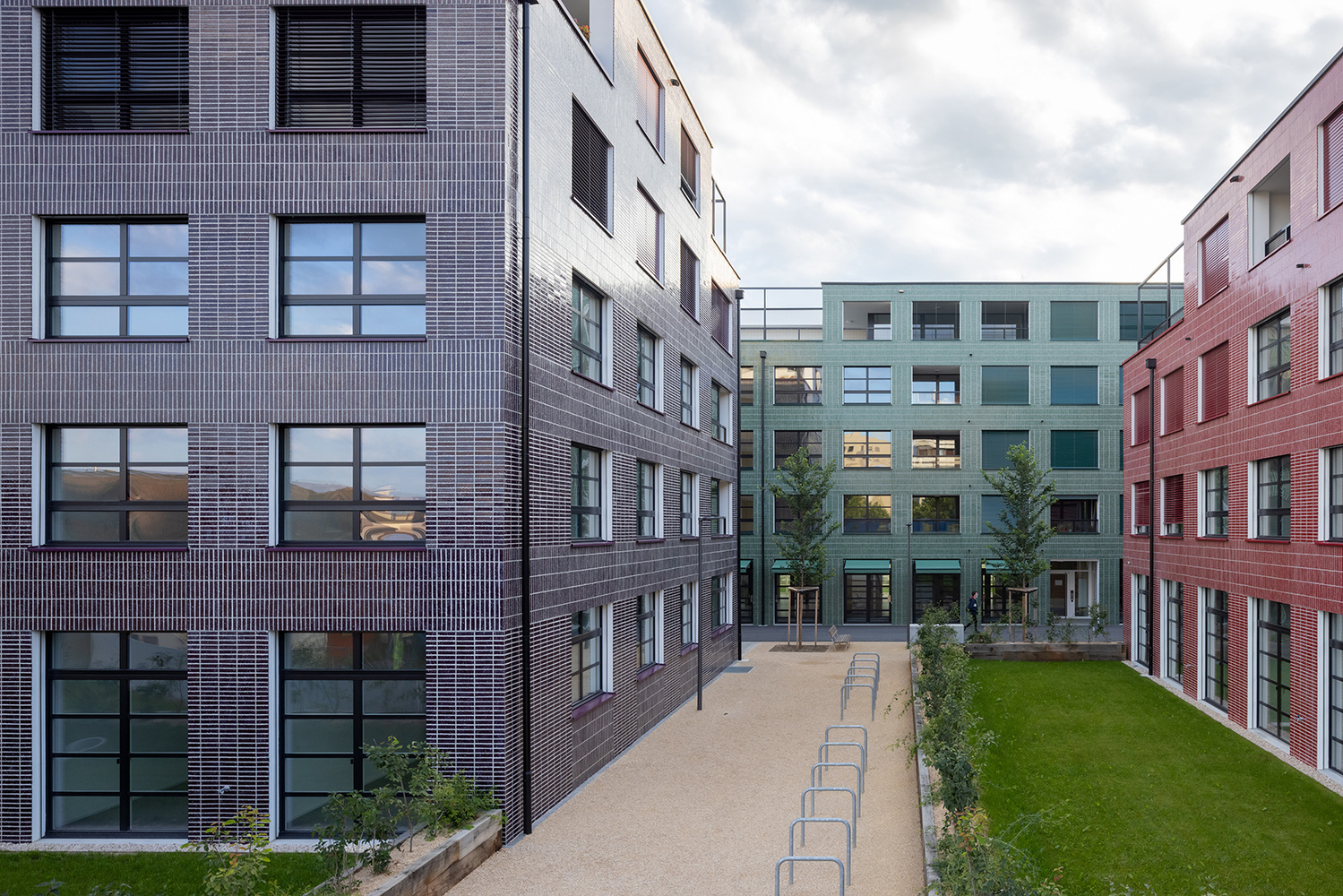 瑞士Au· Entrepôts多功能混合建筑丨瑞士洛桑丨HHF Architects-8