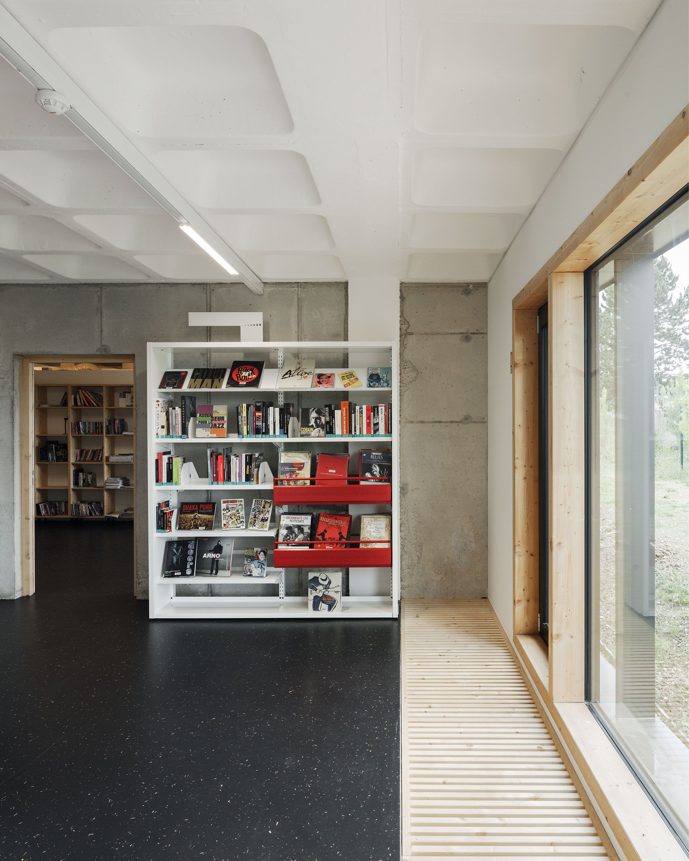 拉乌省立多媒体图书馆-10