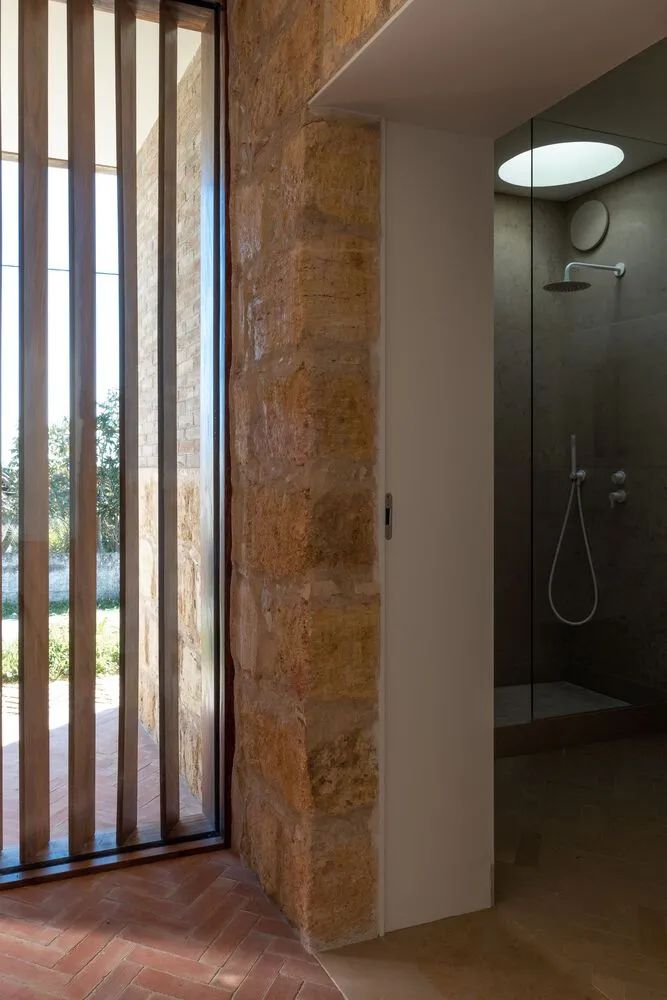 蒙杜库别墅丨几内亚丨Remy Aznar 和 William Tailly-93