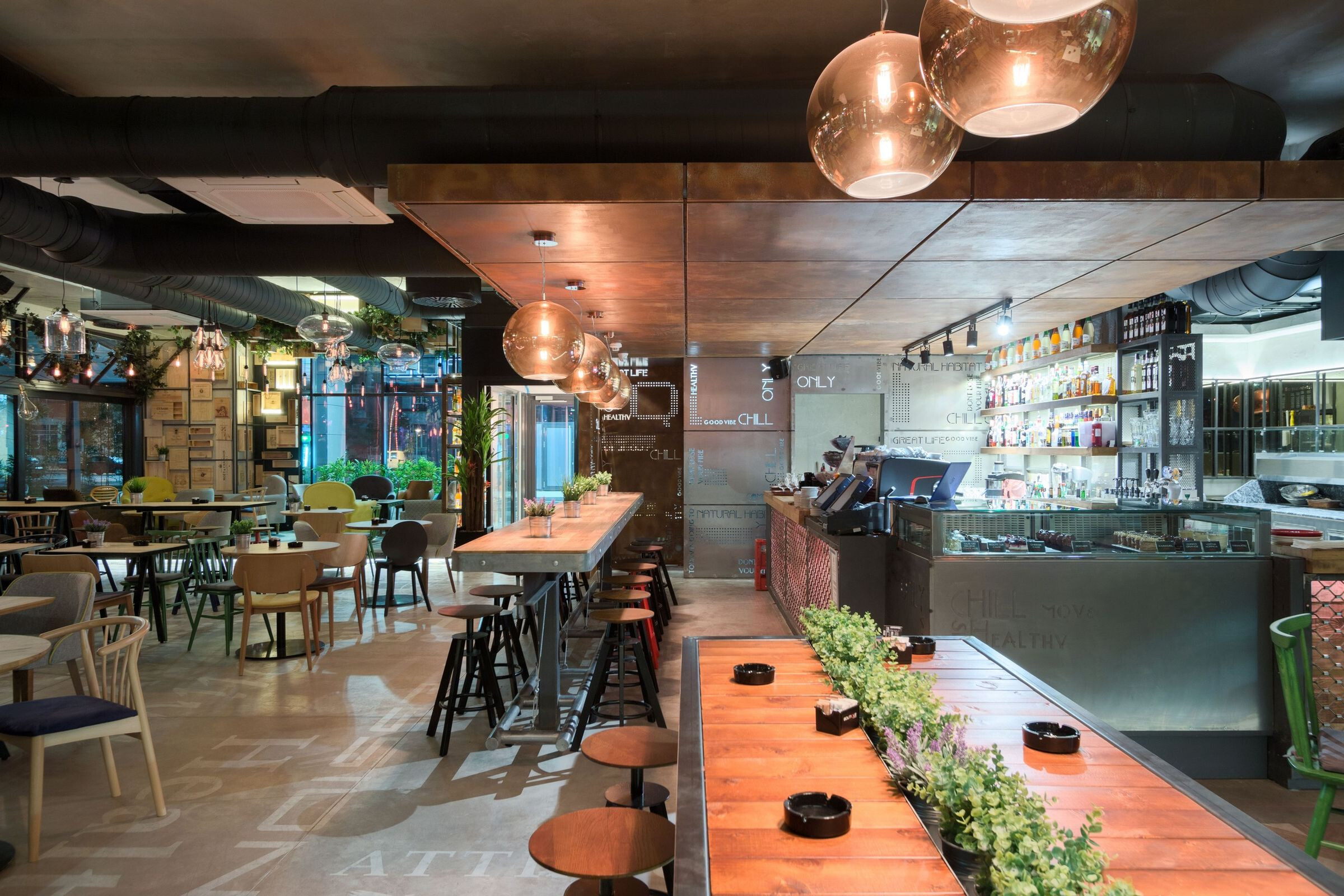 双层空间,美食与时尚的完美结合-17