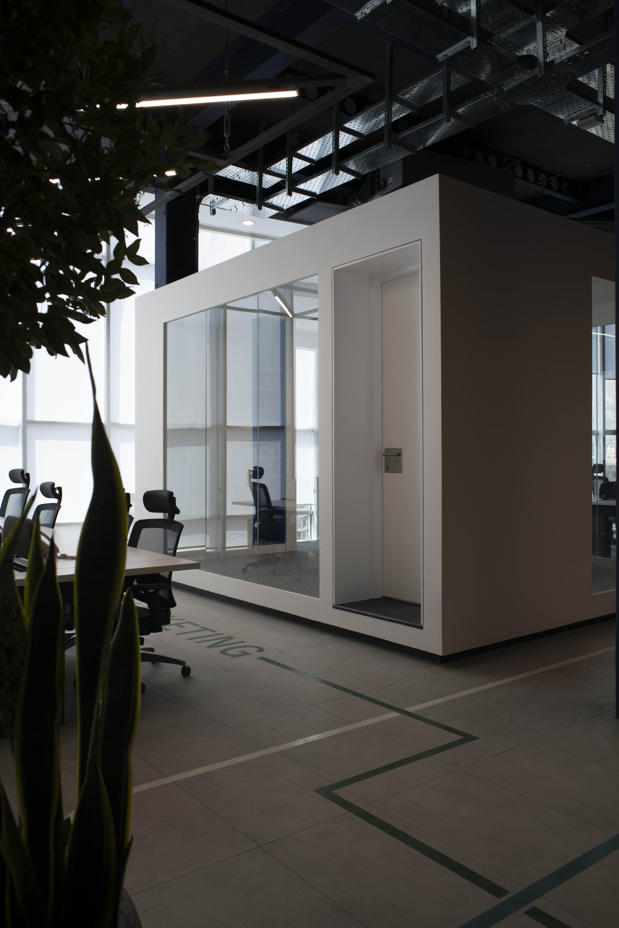 Private Office Headquarters / Persian Garden Studio-25