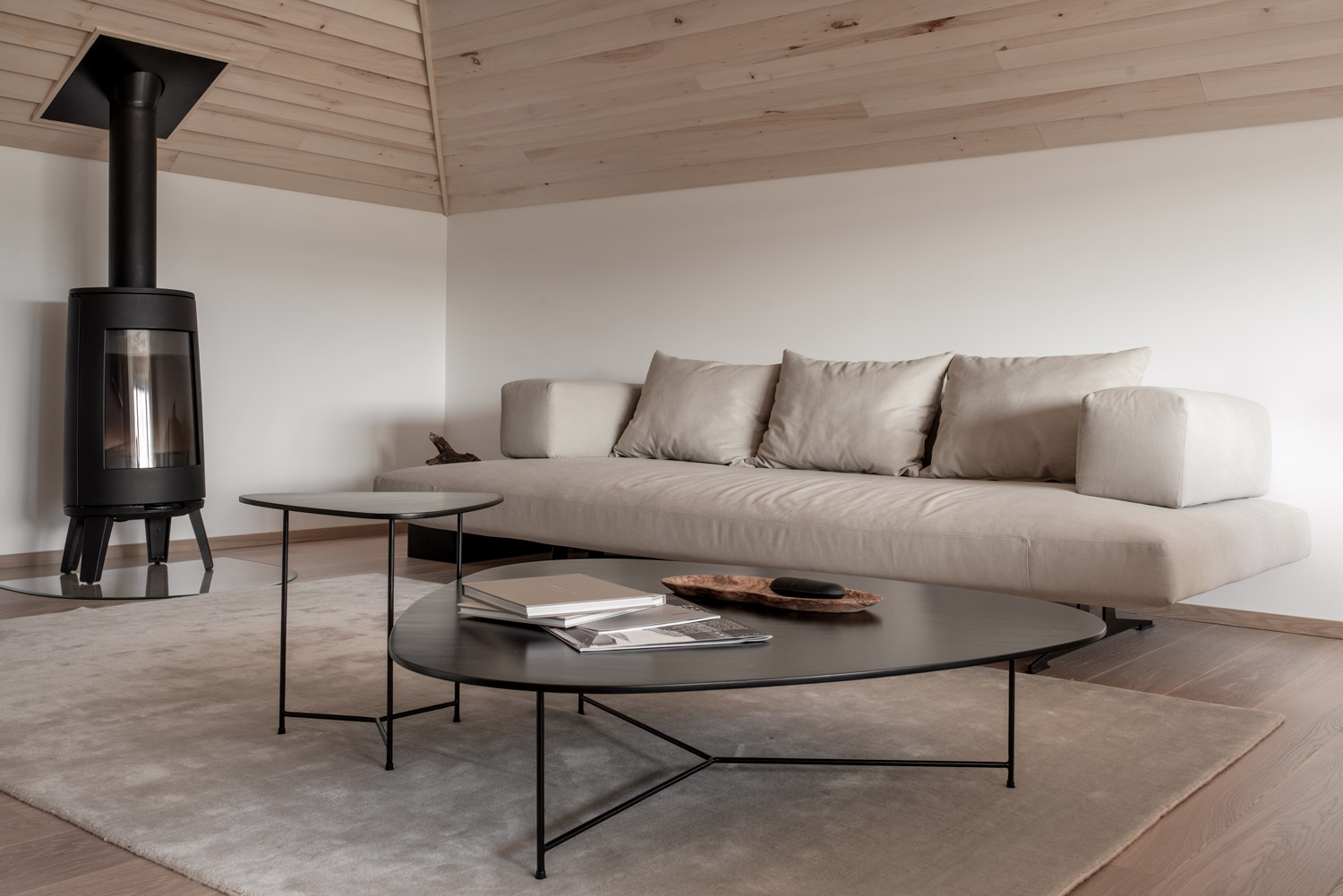 Under roof FORM Bureau-13