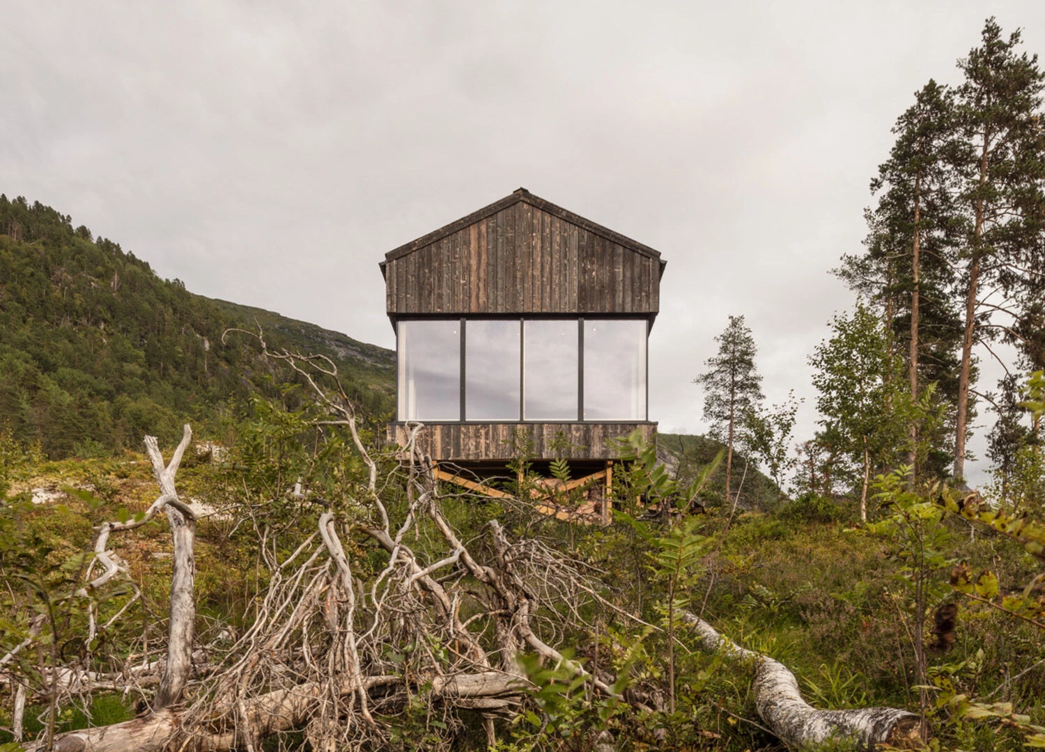 挪威 Jostedalen 冰川旁的生态小屋-16