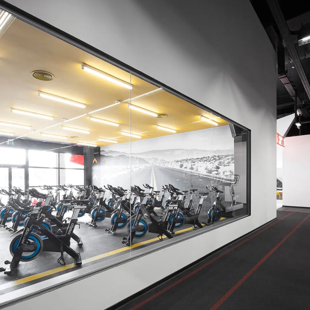 极致炫酷健身房！挥洒热血-81