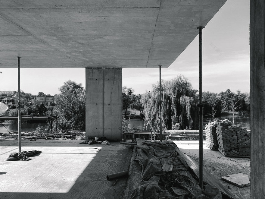 MRIIA 之家
注:由于MRIIA不是常见词汇,不清楚其确切含义,这里按照原文保留其形式进行翻译 丨乌克兰基辅丨MAKHNO Studio和Illia Tovstonog-16