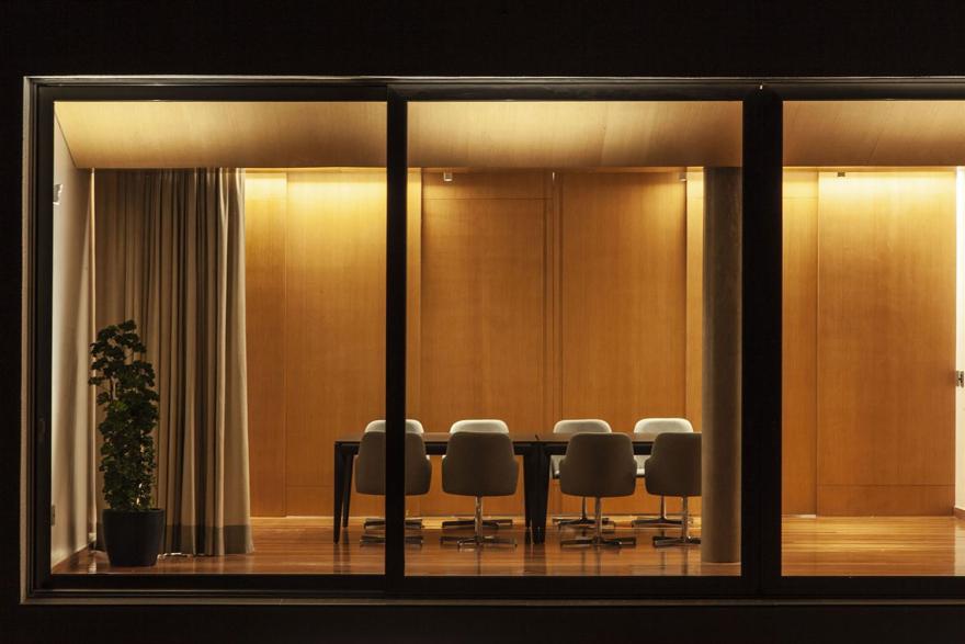 巴西圣玛利亚的现代绿意住宅 · Casa Chácara das Flores-9