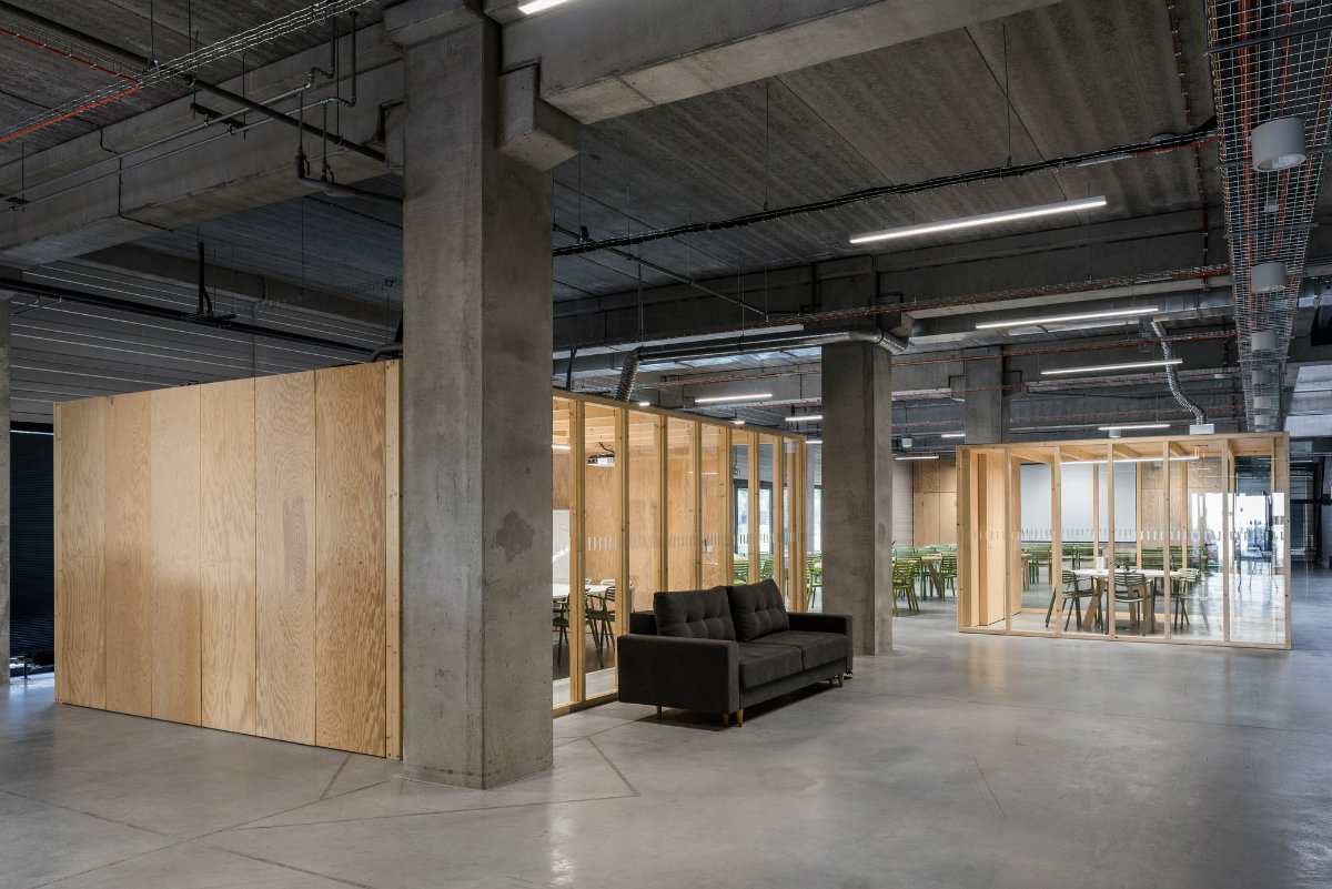 斯洛伐克 GA Drilling 总部-35