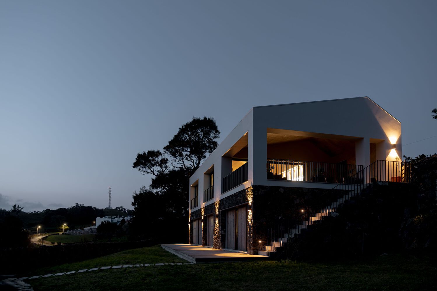 Livramento House · 简约岛屿度假别墅丨葡萄牙蓬塔德尔加达丨Mezzo Atelier-34