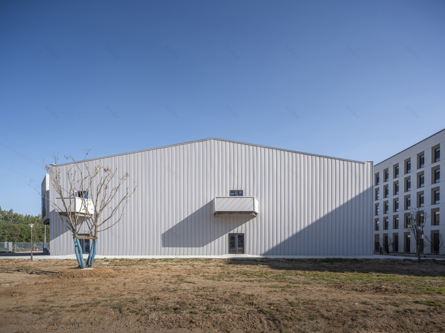 Yue & Yue: Art Museum + Equestrian Hall / CU Office-32