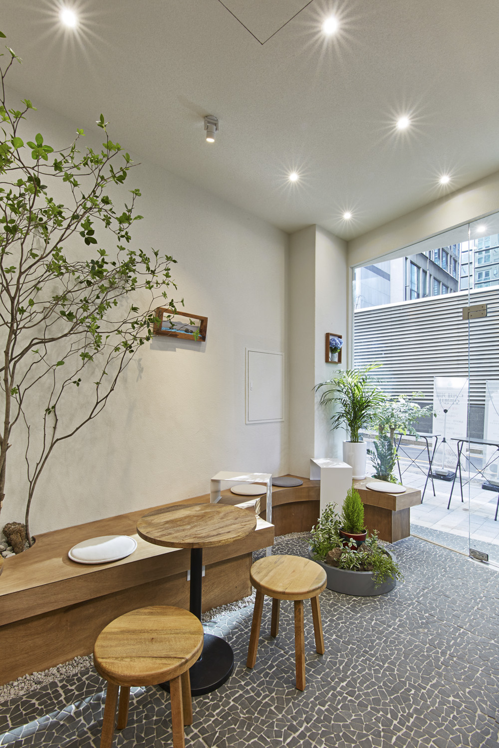 现代简约风 13 坪咖啡厅设计-5