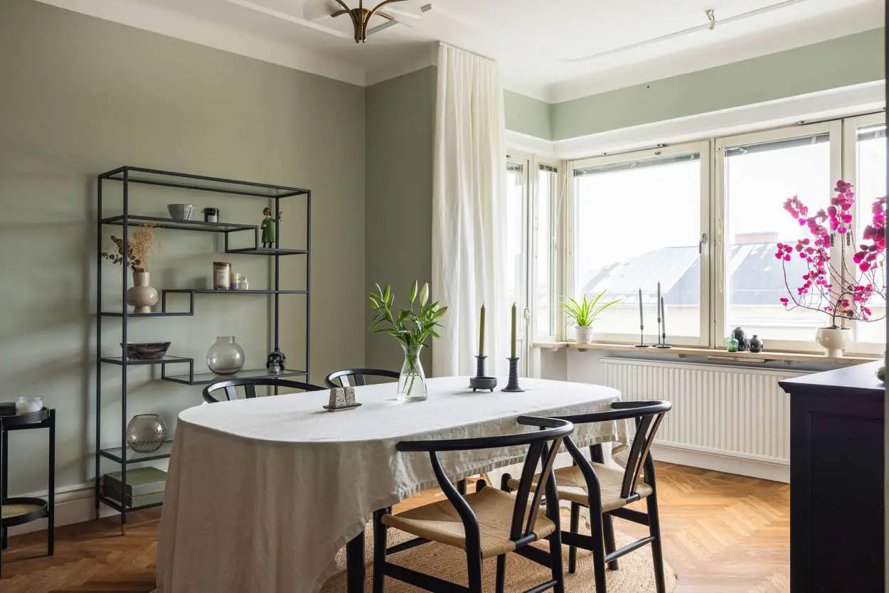 瑞典南部马默公寓的独特钢化玻璃隔墙设计-6