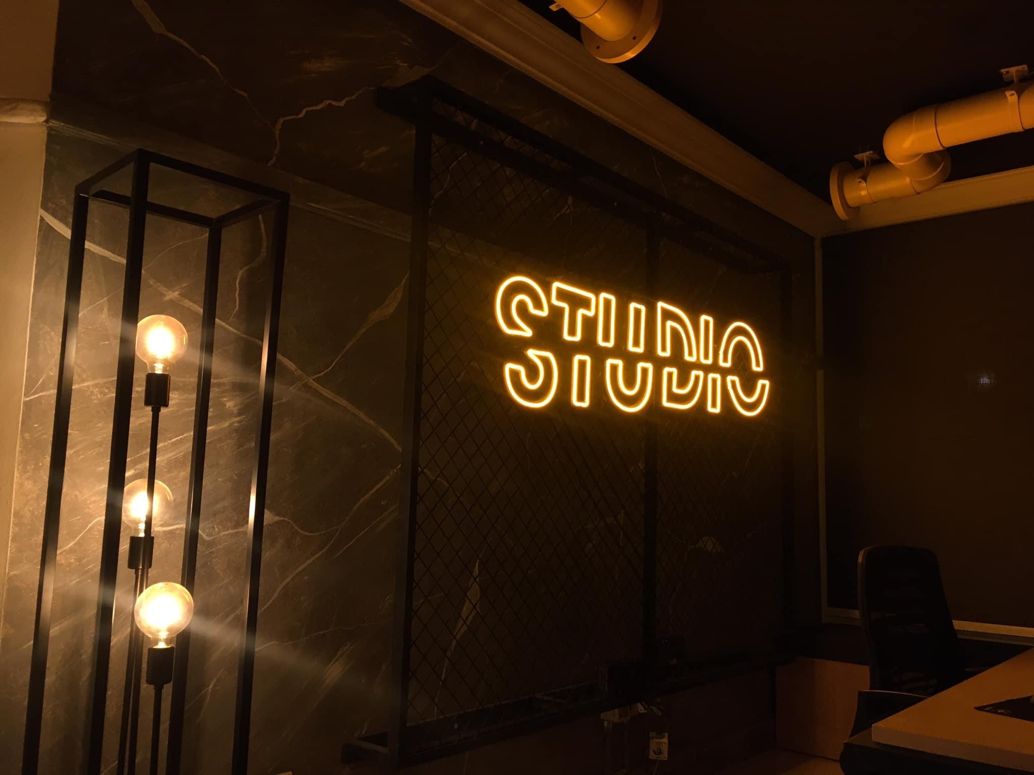 BRANDAID STUDIO Design-16