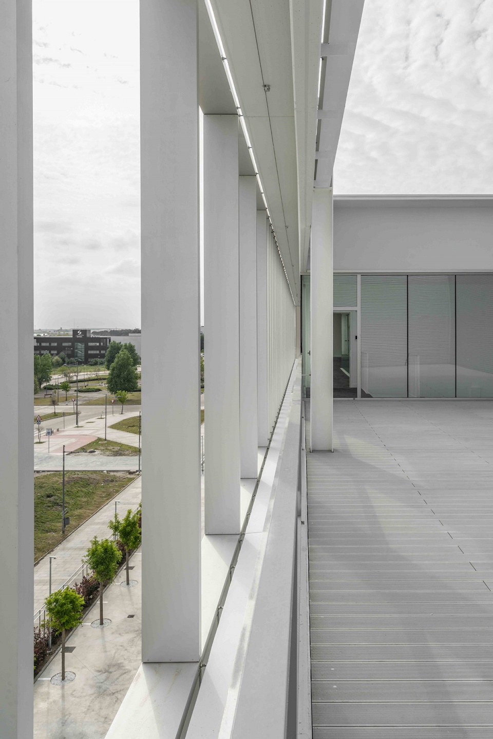 181 UNOLAB 总部大楼,西班牙 / FRPO-46