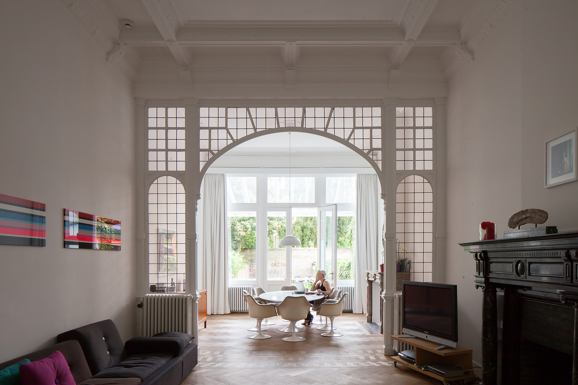 BVDV是Bovine viral diarrhea virus（牛病毒性腹泻病毒）的缩写，不太明确House BVDV 具体语境如果推测这里的House有容纳、收纳等含义，或许可以翻译为储存牛病毒性腹泻病毒 ；如果House是作名词且有特定指代，那仅现有内容难以准确翻译整个短语表意模糊，如果它是特定专业领域内容且有其特定含义，请补充更多相关信息目前没有非常明确唯一准确的翻译，此处暂无法准确给出恰当单一翻译   丨比利时安特卫普丨无相关信息-5