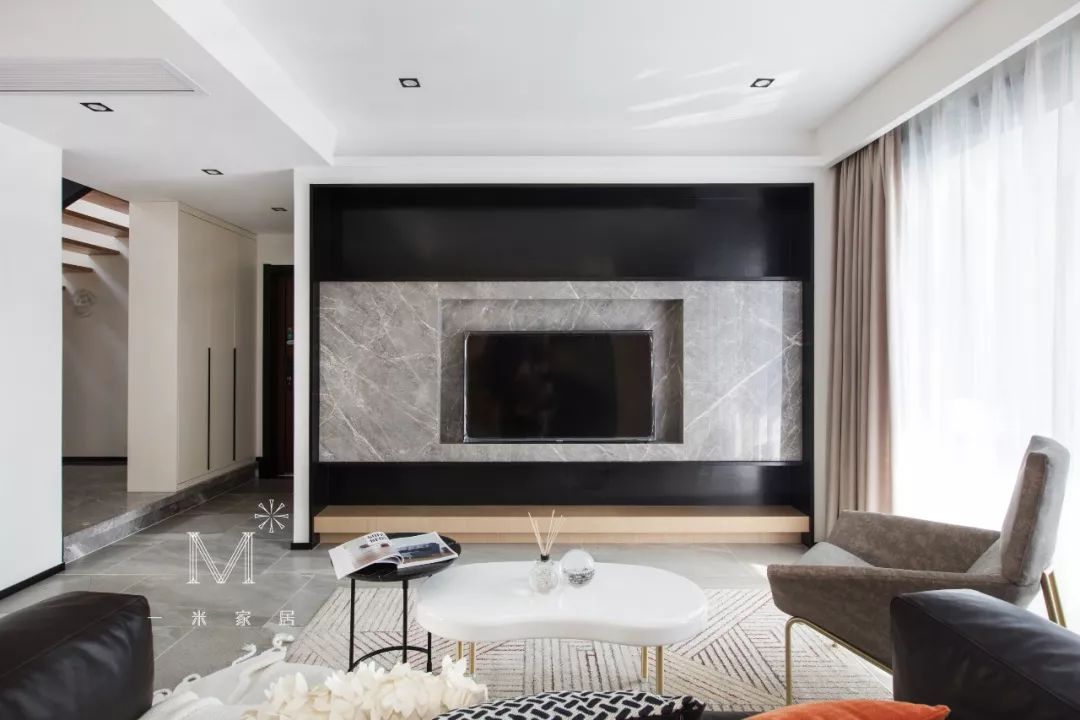 《依旧》现代家居，优雅纯粹，200m²顶楼复式设计-19