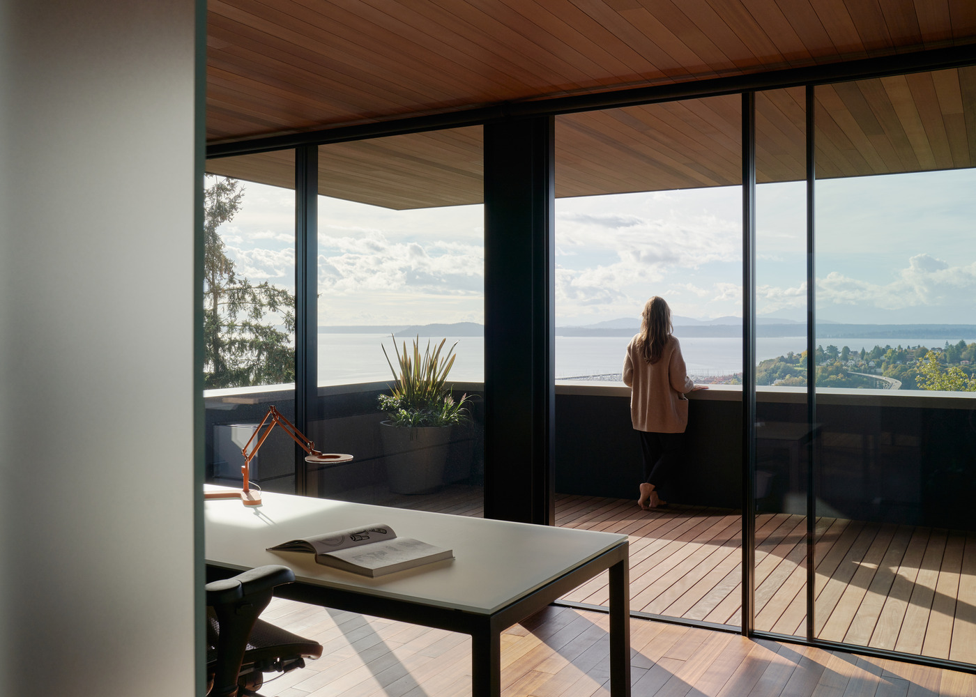 鲈鱼屋丨美国西雅图丨Chadbourne + Doss Architects-47