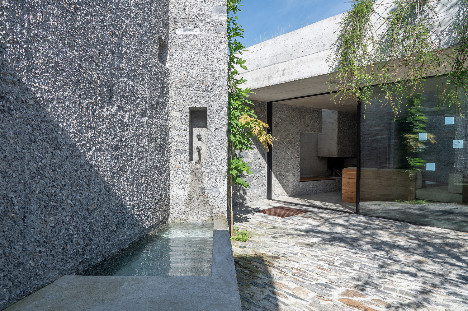 瑞士 Gambarogno 家庭住宅丨Wespi de Meuron Romeo architects-17