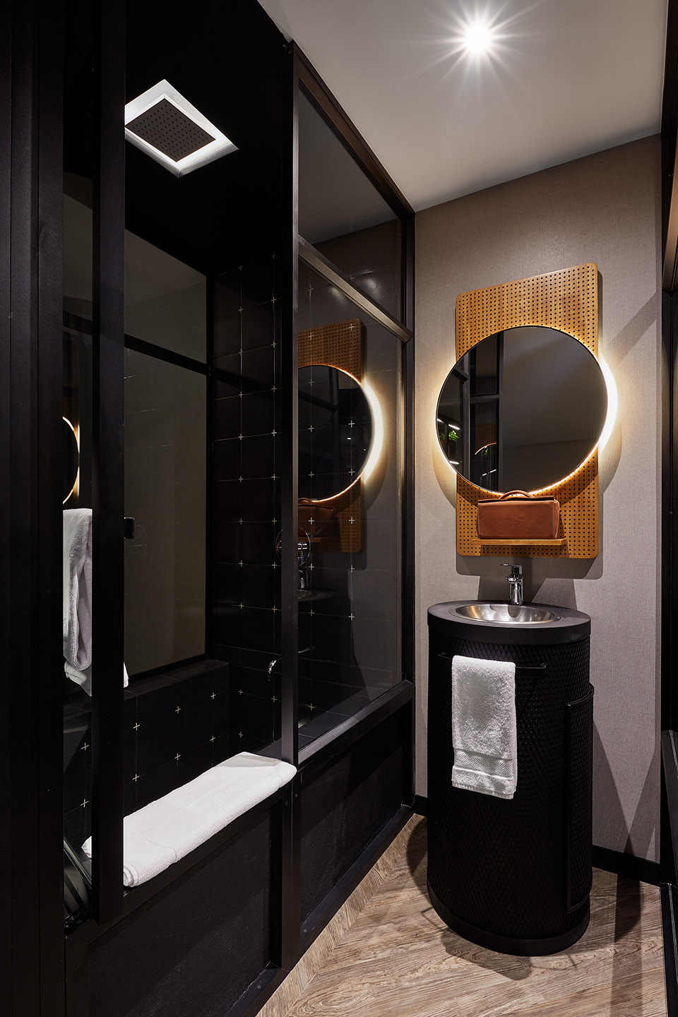 麦德林Click Clack酒店,哥伦比亚 / Plan:B Arquitectos-126