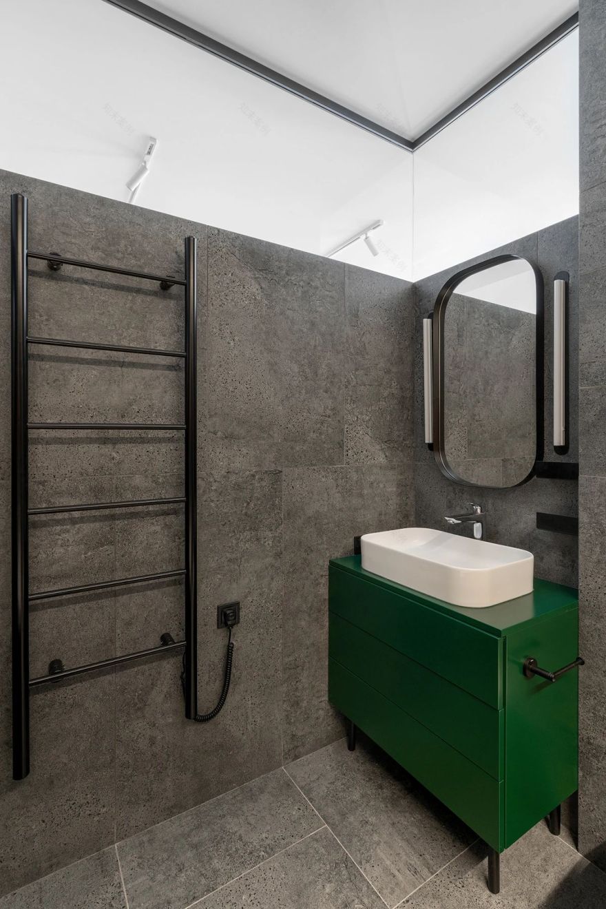 质朴原木单身公寓丨Oleksandr Maly-26