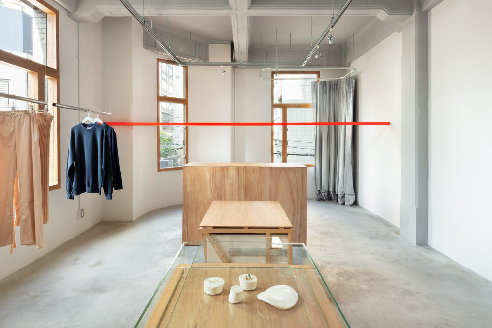 我明白一切 / 我知晓所有-0