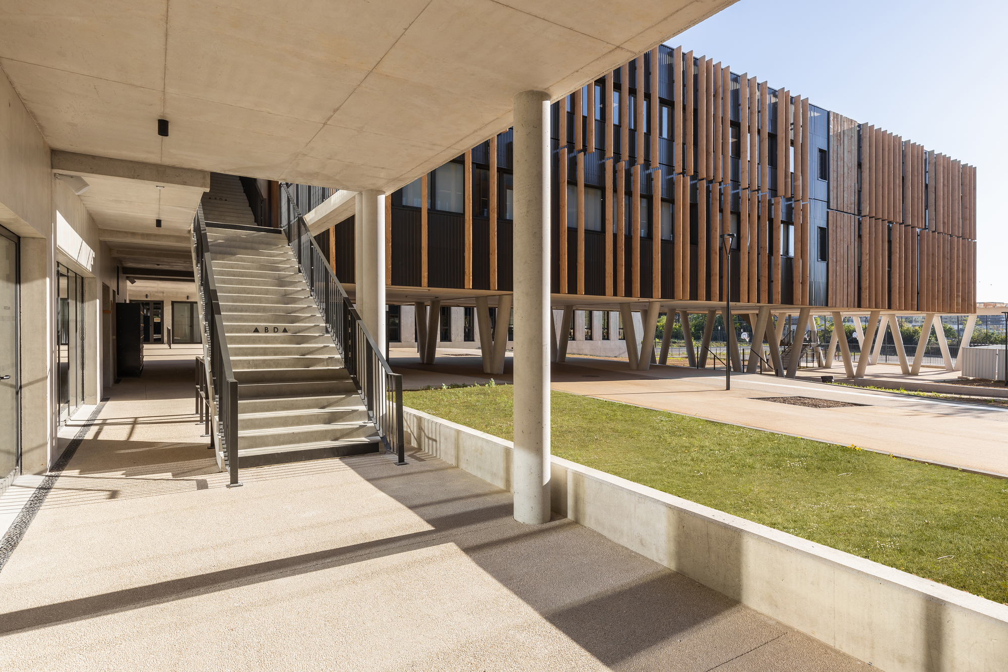 Port Marianne 中学丨法国蒙彼利埃丨A+Architecture 和 AMG Architectes-18